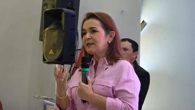 Prefeita diz que receber&aacute; hoje primeiro relat&oacute;rio da interven&ccedil;&atilde;o no transporte
