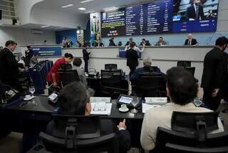 Câmara veta propaganda de vereadores em sessões e uso de veículos oficiais Câmara veta propaganda de vereadores em sessões e uso de veículos oficiais