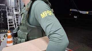 MS é alvo de megaoperação contra PCC com 320 mandados em seis estados MS é alvo de megaoperação contra PCC com 320 mandados em seis estados