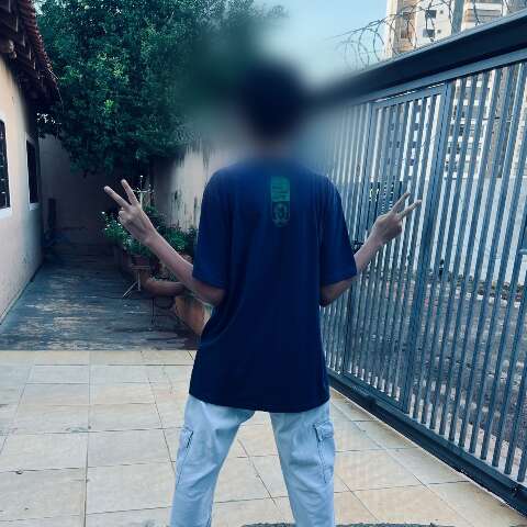 Aluno com transtornos deixa 3 escolas e m&atilde;e cobra preparo da rede p&uacute;blica