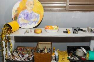 Entre uma faxina e outra, Gilsa aprendeu a pintar e virou uma artista Entre uma faxina e outra, Gilsa aprendeu a pintar e virou uma artista