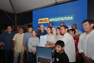 Programa destina R$ 280 milhões para pavimentação e drenagem em Campo Grande Programa destina R$ 280 milhões para pavimentação e drenagem em Campo Grande