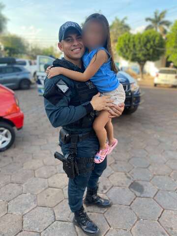 &ldquo;Eu quero o meu pai&rdquo;: filha de 7 anos desaba ao saber da morte de soldado da PM