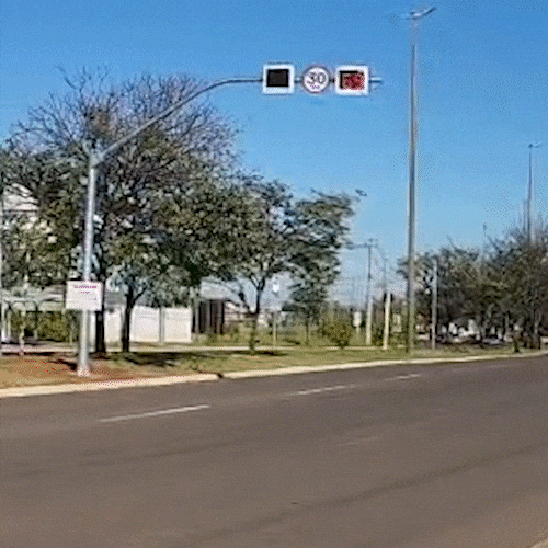 Motoristas desavisados chegam a 69 km/h em radar rec&eacute;m-instalado na Jo&atilde;o Arinos