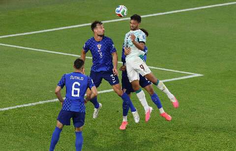 Portugal vira sobre Cro&aacute;cia e vai a duelo contra Espanha nas oitavas