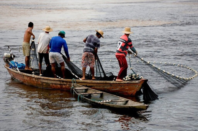 INSS paga seguro-defeso atrasado a 149 mil pescadores a partir do dia 7