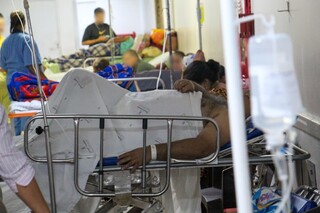 “Muito superlotado”: emergência da Santa Casa recebe mais de 100 pessoas em 24h “Muito superlotado”: emergência da Santa Casa recebe mais de 100 pessoas em 24h