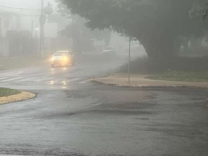 Nevoeiro encobre Ponta Por&atilde; e frente fria derruba temperaturas