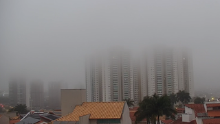 Campo Grande amanhece com nevoeiro, garoa e sensação de 7°C Campo Grande amanhece com nevoeiro, garoa e sensação de 7°C