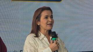Adriane diz que levará relatório de intervenção a vereadores