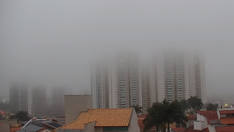 Campo Grande amanhece com nevoeiro, garoa e sensa&ccedil;&atilde;o de 7&deg;C