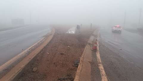 Com forte neblina, motociclista cai em po&ccedil;a de &aacute;gua e morre na BR-463