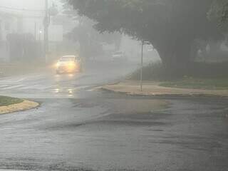 Nevoeiro encobre Ponta Porã e frente fria derruba temperaturas Nevoeiro encobre Ponta Porã e frente fria derruba temperaturas