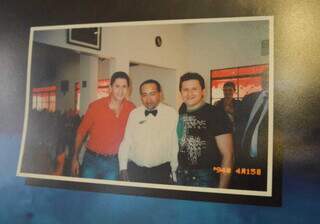 João trocou a graxa pela bandeja e virou patrimônio do restaurante João trocou a graxa pela bandeja e virou patrimônio do restaurante
