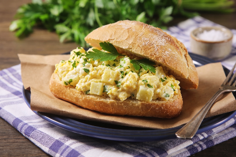 Por que p&atilde;o com ovo pode valer mais do que muita 'comida fitness'