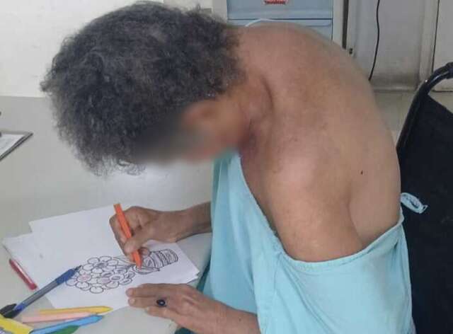 Sem teto, casal resiste &agrave; separa&ccedil;&atilde;o 5 meses ap&oacute;s alta m&eacute;dica em hospital