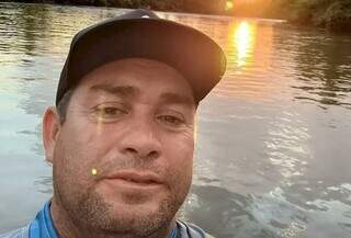 Após quatro dias de buscas, corpo de guia é encontrado no Rio Dourados Após quatro dias de buscas, corpo de guia é encontrado no Rio Dourados