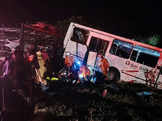 Motorista de ônibus diz que fugiu por medo ao se apresentar à polícia Motorista de ônibus diz que fugiu por medo ao se apresentar à polícia