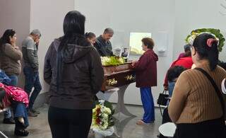 No velório de Henrique, familiares lembram alegria e paixão por aviação No velório de Henrique, familiares lembram alegria e paixão por aviação