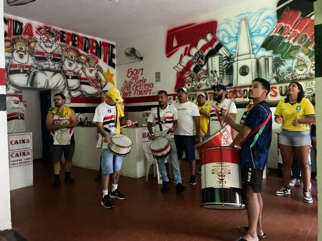 Com Brasileir&atilde;o parado, organizada do S&atilde;o Paulo se re&uacute;ne pela sele&ccedil;&atilde;o