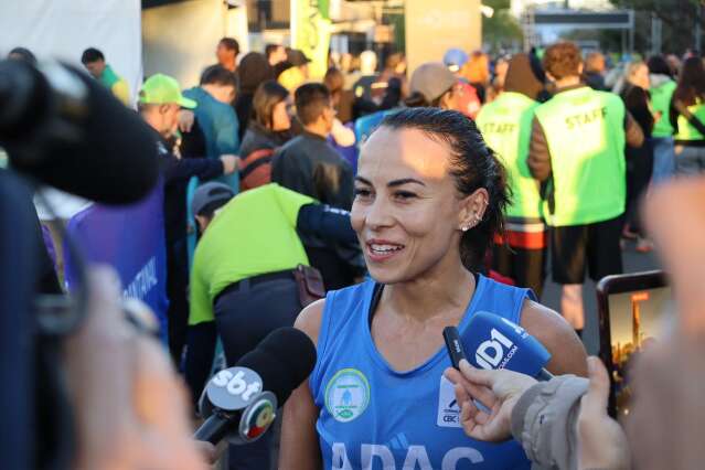 Ela nunca tinha corrido 21 km e venceu a "meia-maratona" em Campo Grande