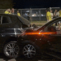 Motorista perde controle em curva e atinge carros parados perto do S&oacute;ter