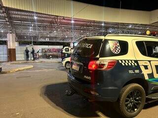 Jovem é executado com tiro na cabeça na rodoviária de Três Lagoas Jovem é executado com tiro na cabeça na rodoviária de Três Lagoas