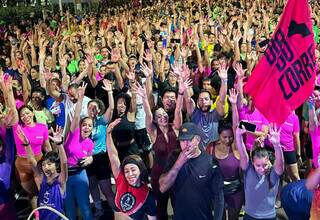 Praça do Papa tem corrida em clima de festa julina em plena segunda Praça do Papa tem corrida em clima de festa julina em plena segunda