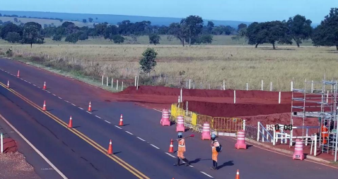 Concession&aacute;ria pede paralisa&ccedil;&atilde;o de ferrovia bilion&aacute;ria da Arauco 