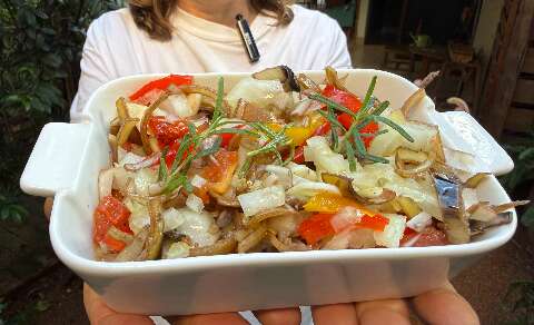 Cora&ccedil;&atilde;o da bananeira vira caponata e surpreende pelo sabor