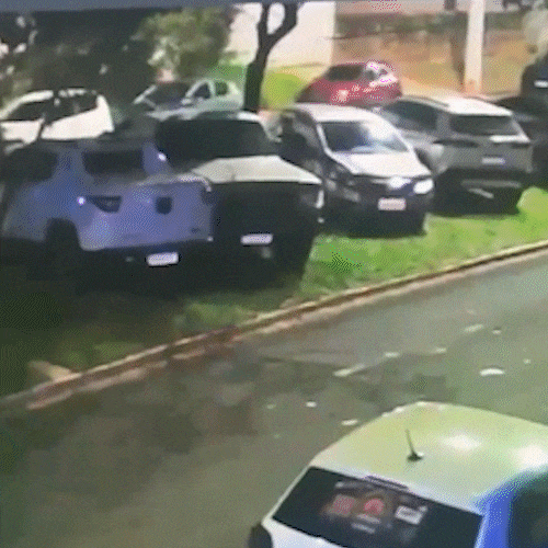 Homem furta caminhonete enquanto fam&iacute;lia participava de festa julina na igreja