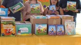 Em 4 anos, 12 municípios compraram, sem licitação, livros de editora investigada Em 4 anos, 12 municípios compraram, sem licitação, livros de editora investigada