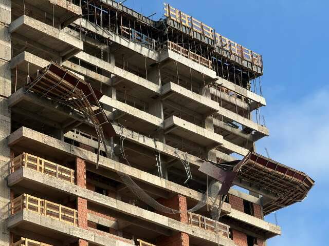 Sindicato afirma que trabalhador morto em obra n&atilde;o usava equipamento de prote&ccedil;&atilde;o