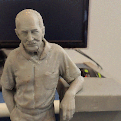 Thomaz será monumento na porta de lanchonete que abriu há 49 anos