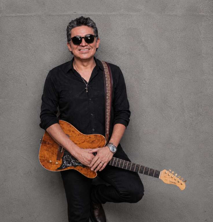 Com 35 anos na música, Magron lança canção sobre viver a vida "numa boa"