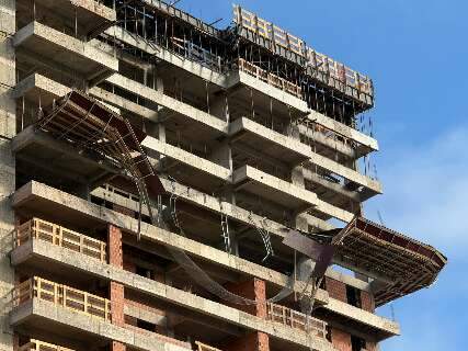 Sindicato afirma que trabalhador morto em obra n&atilde;o usava equipamento de prote&ccedil;&atilde;o