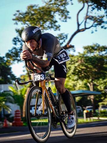 Triatleta de MS se prepara para representar o Centro-Oeste no Campeonato Mundial