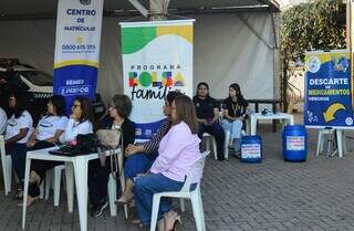 Longe do Centro, costureiras recebem serviços no próprio local de trabalho Longe do Centro, costureiras recebem serviços no próprio local de trabalho