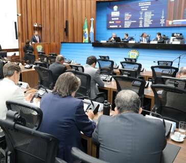 Estado libera 48,4 milh&otilde;es para deputados na data final do calend&aacute;rio eleitoral