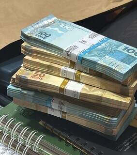 Gaeco apreendeu R$ 3 milh&otilde;es em cheques durante opera&ccedil;&atilde;o 
