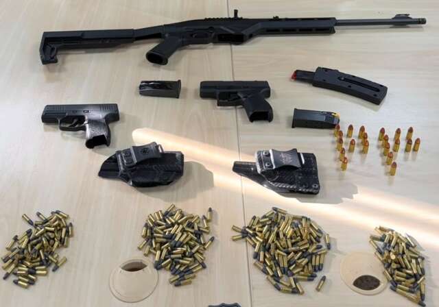 PF apreende fuzil, pistolas e 300 muni&ccedil;&otilde;es em opera&ccedil;&atilde;o contra fraude de CAC