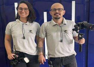 Casal de fotógrafos eterniza momentos com promoção em julho