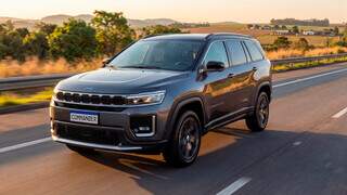Enzo Jeep tem ofertas especiais para Renegade, Compass e Commander Enzo Jeep tem ofertas especiais para Renegade, Compass e Commander