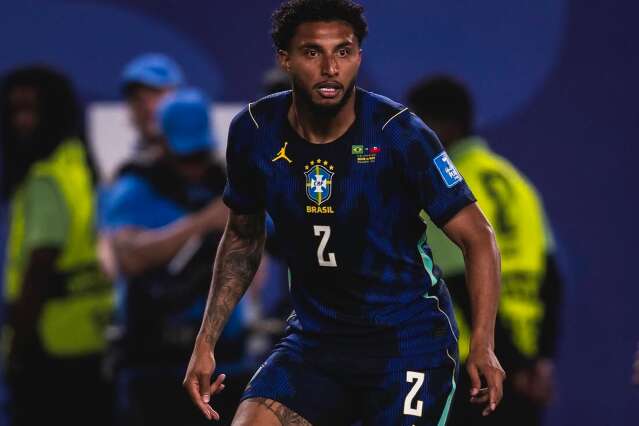 Jornal brit&acirc;nico coloca em d&uacute;vida transfer&ecirc;ncia de &Eacute;derson para o United
