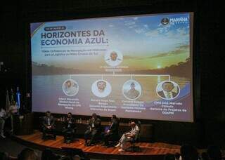 Instituto pede mais estudos antes de aprofundar dragagem na Hidrovia do Paraguai Instituto pede mais estudos antes de aprofundar dragagem na Hidrovia do Paraguai