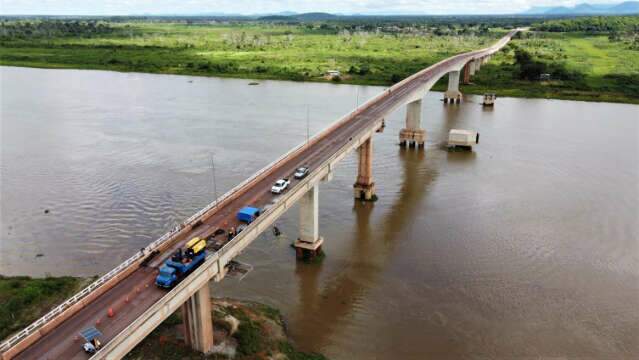 Ponte sobre o Rio Paraguai ter&aacute; interdi&ccedil;&atilde;o total por 2 horas neste domingo 
