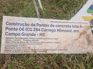 Enquanto ponte de concreto &eacute; &ldquo;esqueleto&rdquo;, alunos podem ficar sem ir &agrave; escola