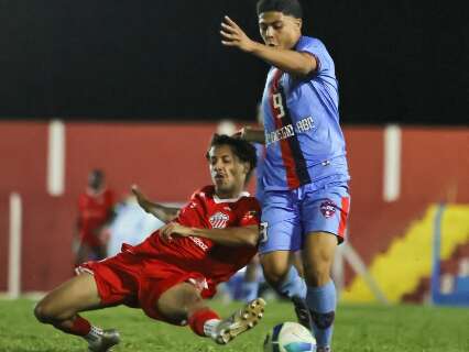 Com um jogador a mais, Comercial cede empate e perde chance de liderar a S&eacute;rie B