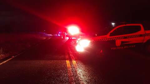 Jovem morre atropelado na MS-010 e motorista foge sem ser identificado