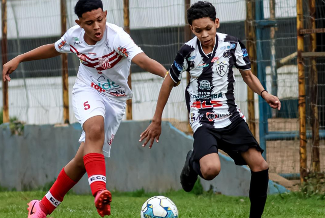 Comercial vence nos p&ecirc;naltis e avan&ccedil;a &agrave; final do estadual sub-13